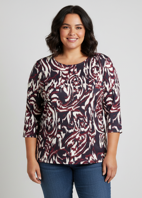 Camiseta con estampado abstracto en tonos granate