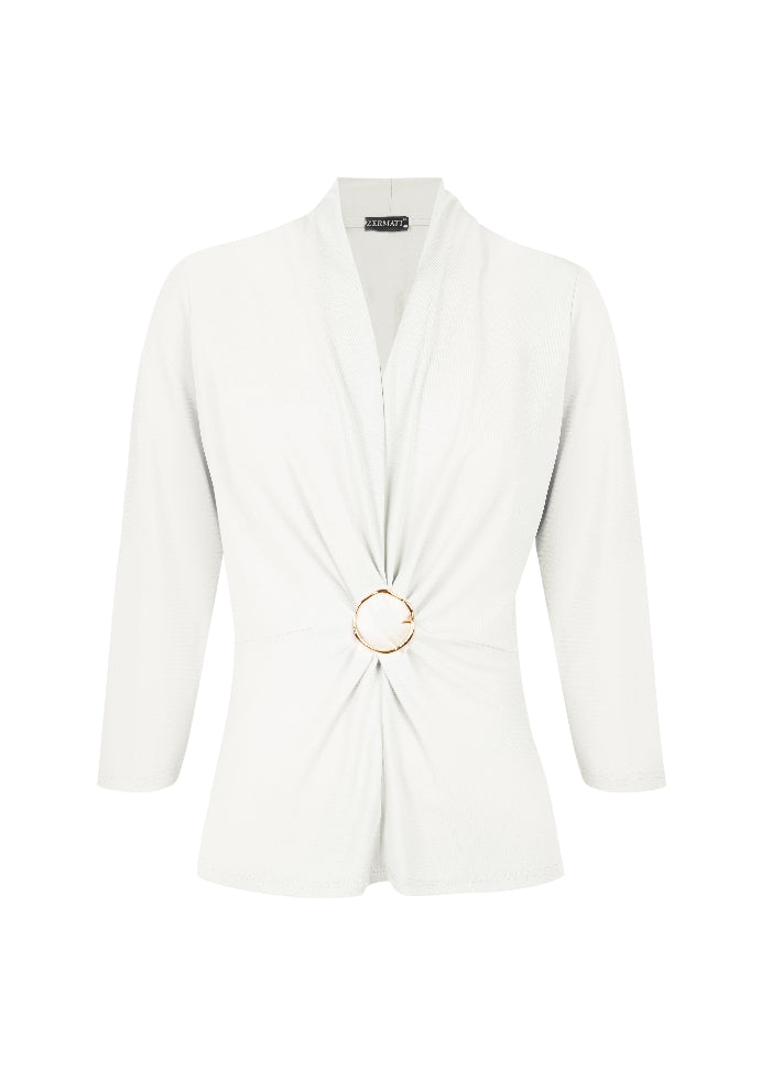 Blusa con escote pico y detalle de anilla