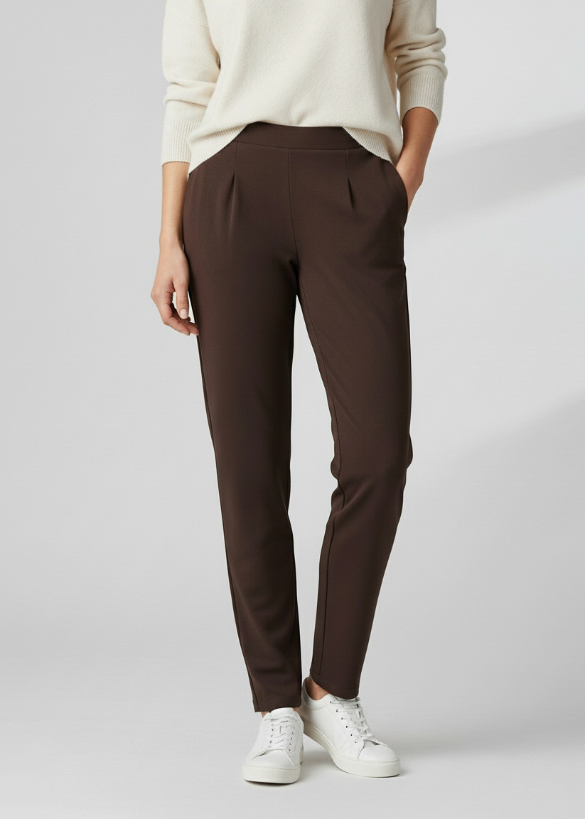 Pantalón liso con nervio y cintura elástica