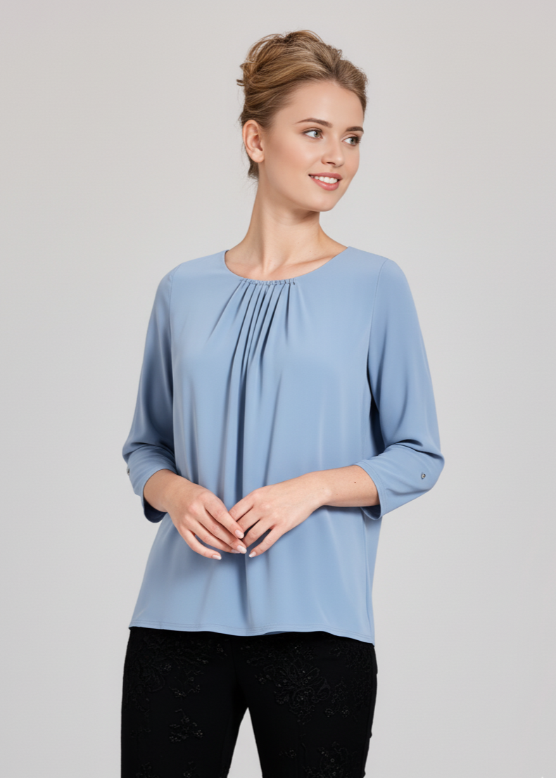 Camiseta lisa con detalles piedras