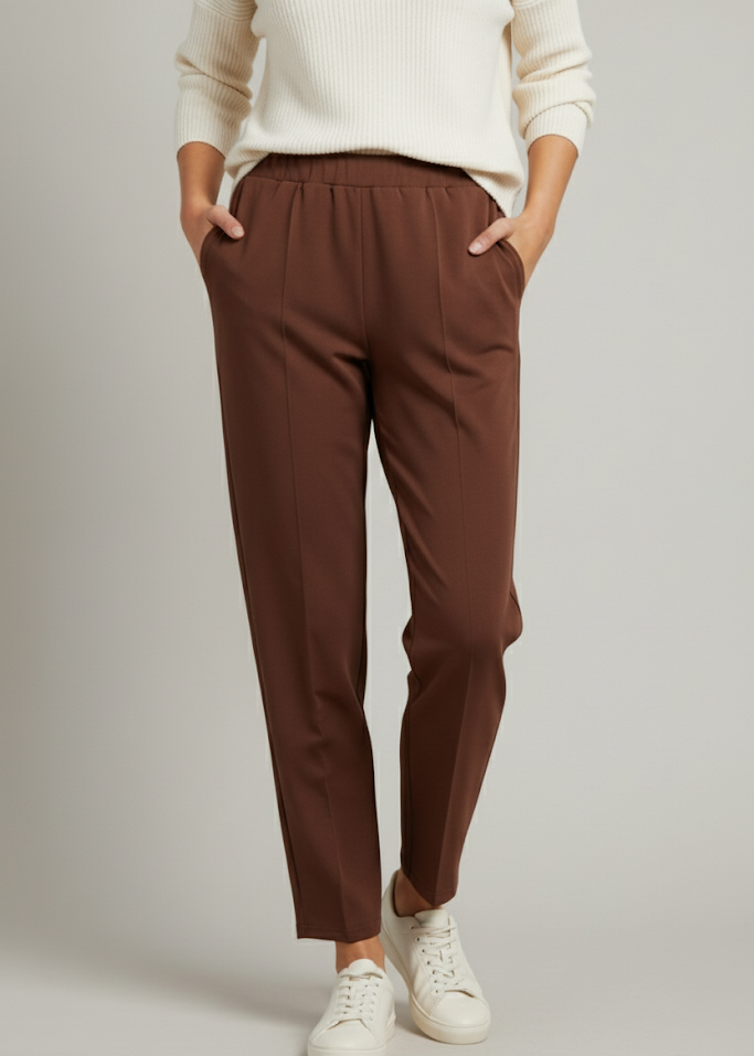 Pantalón con pinza delantera